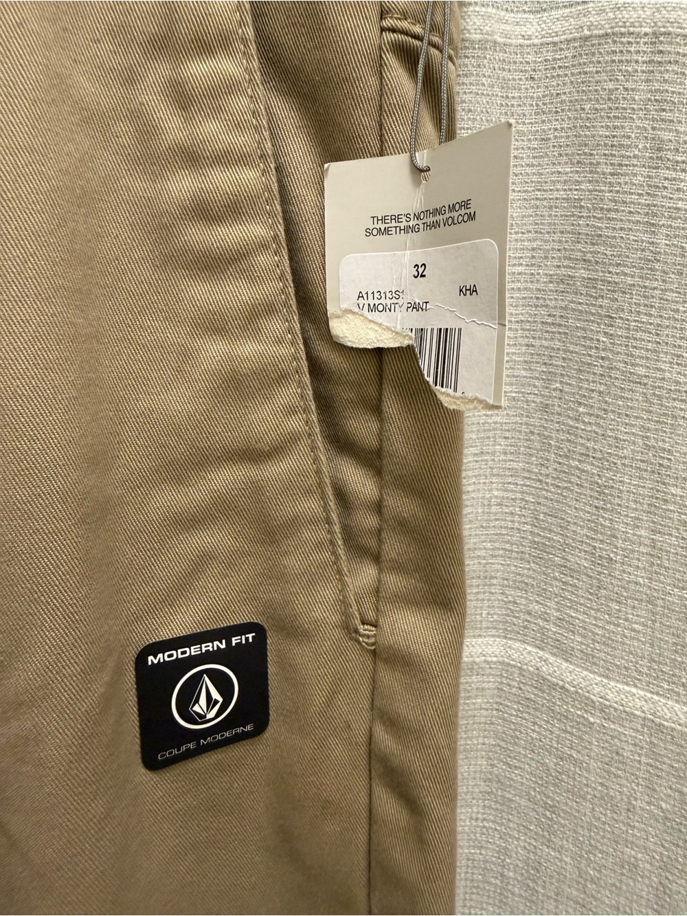 Volcom Men's Chino Pants in Khaki Tan - Picture 3 of 7